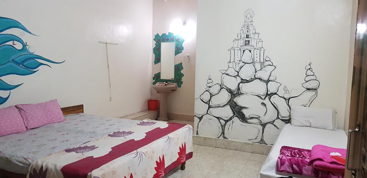 Padmaa Hampi Villa Luaran gambar