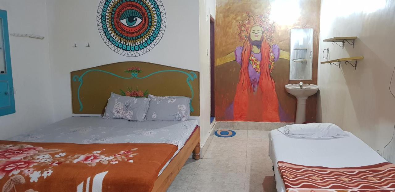 Padmaa Hampi Villa Luaran gambar