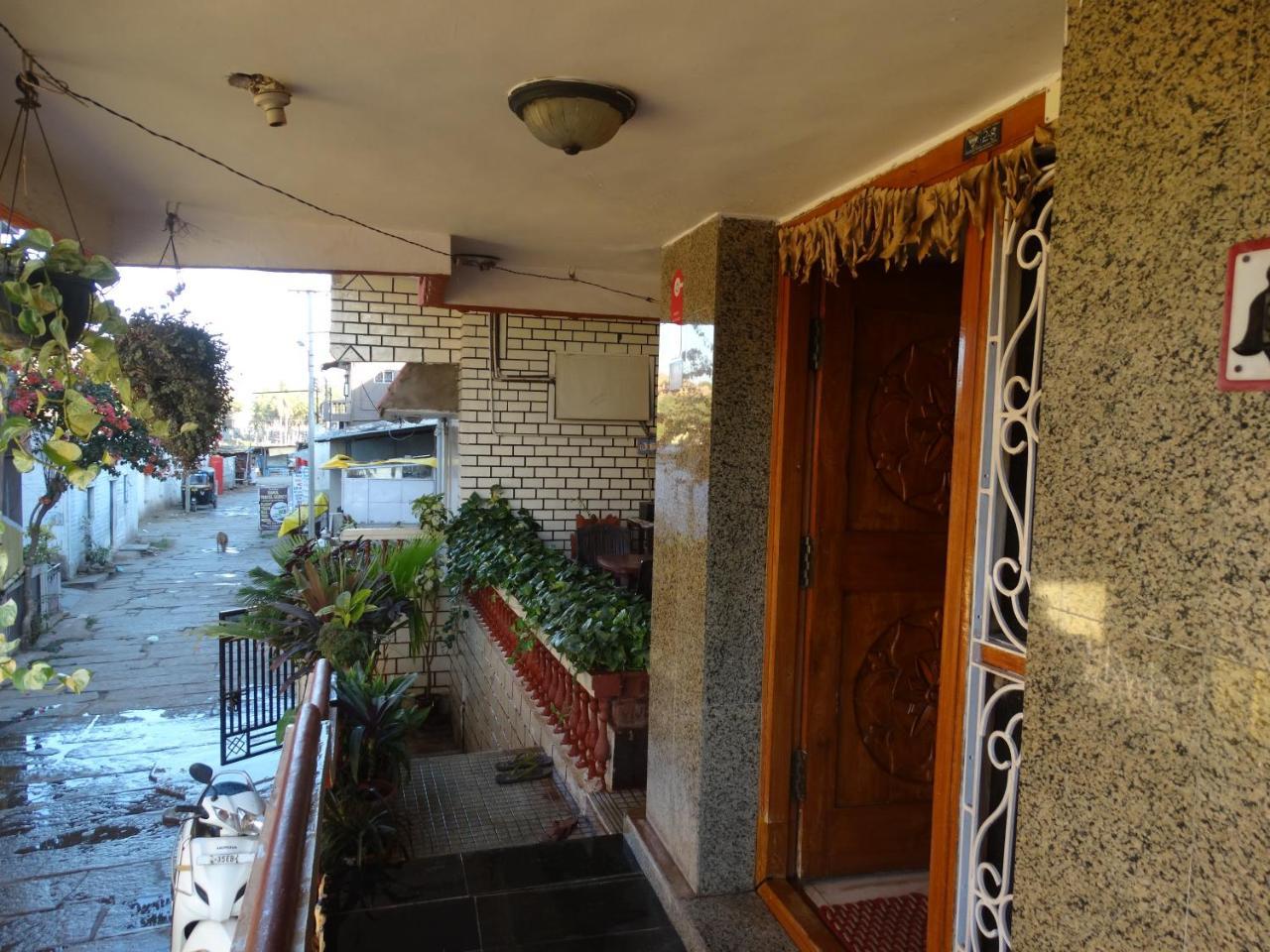 Padmaa Hampi Villa Luaran gambar