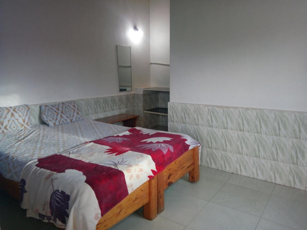 Padmaa Hampi Villa Luaran gambar
