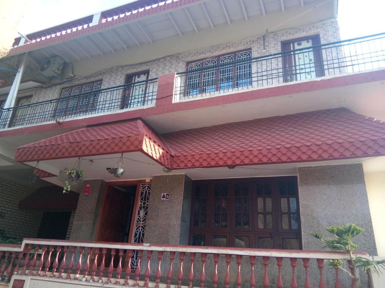 Padmaa Hampi Villa Luaran gambar